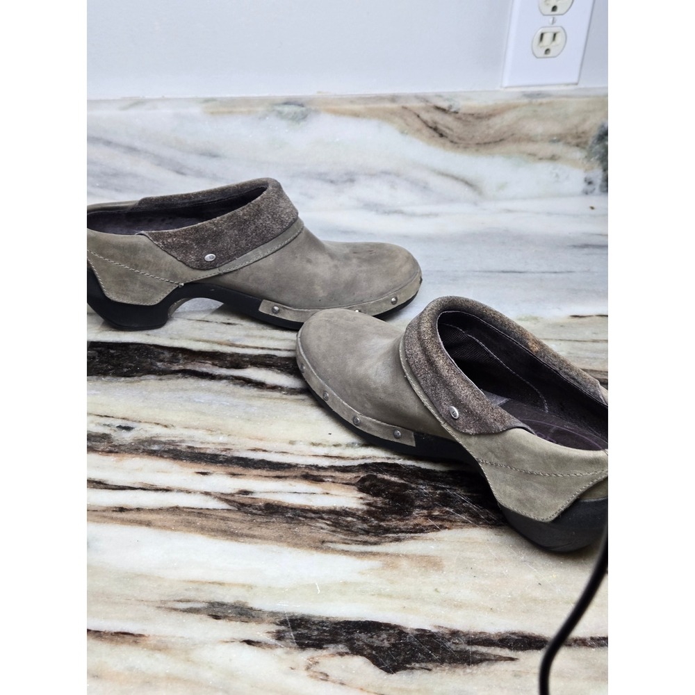 Merrell Drizzle Taupe Grey Leather Studded Clogs Mules Womens 8.5 J56086 - Picture 8 of 10